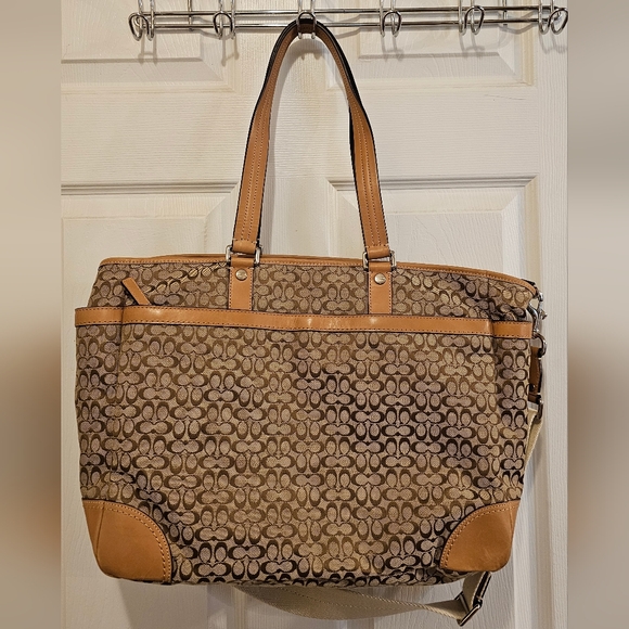 Coach EUC Signature Print Diaper Bag Work Tote 2 Way - Picture 2 of 14